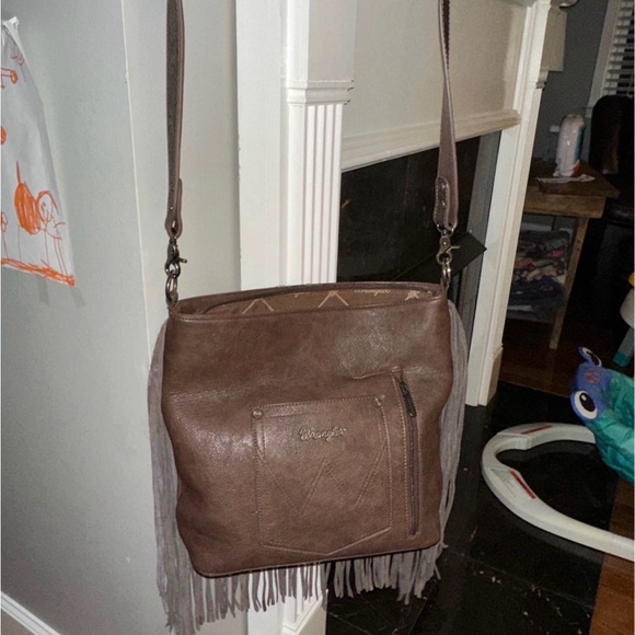 Wrangler Dark Brown Leather Fringe Shoulder Bag - Picture 2 of 4